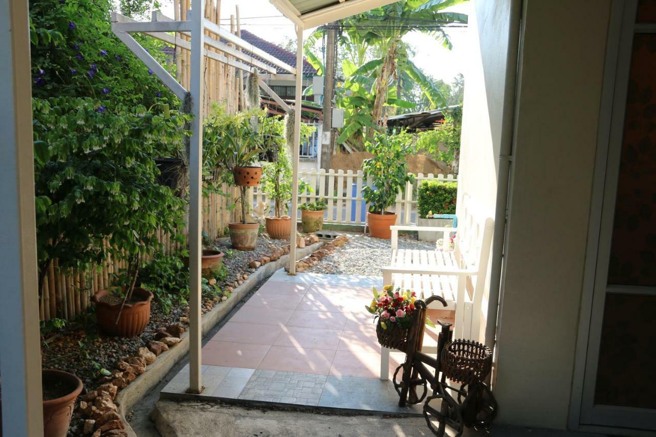 Appartement Bann In Suan à Bangkok Extérieur photo